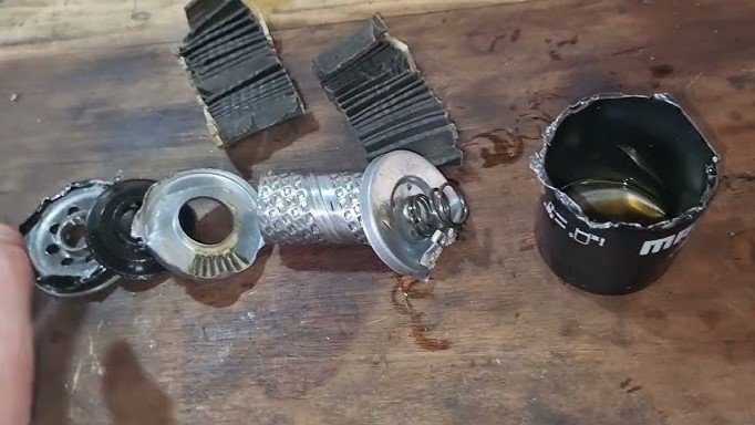 What Does an Oil Filter Look Like