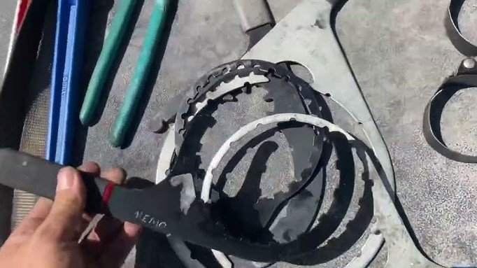 Best Oil Filter Wrenches for Semi Truck