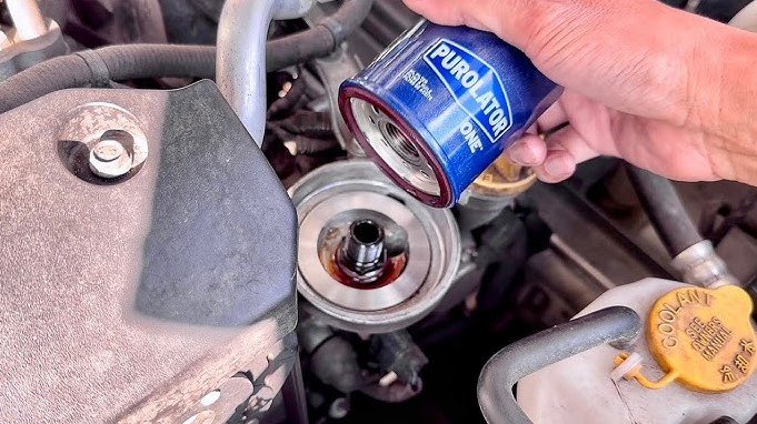 Can You Change an Oil Filter Without Draining the Oil